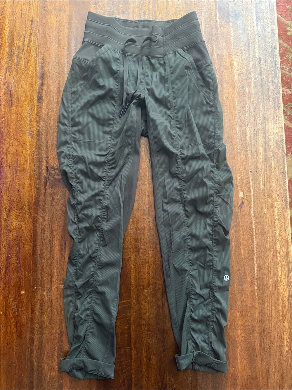 lululemon athletica Olive Green Drawstring Jogger Pants NEW WITHOUT TAGS